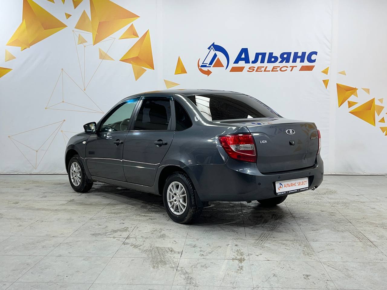 LADA GRANTA