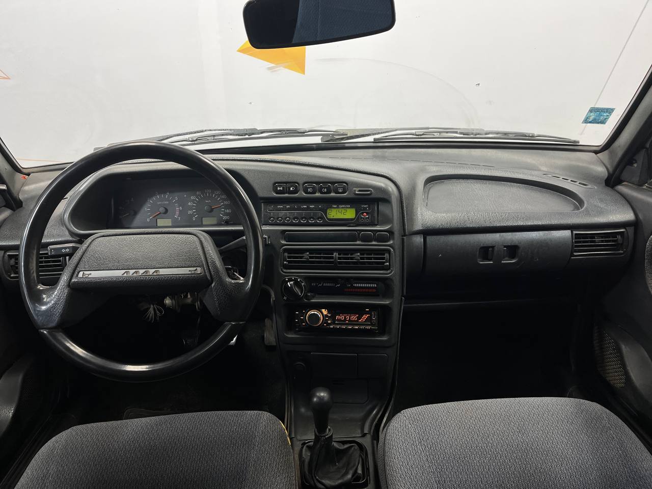 LADA 2115