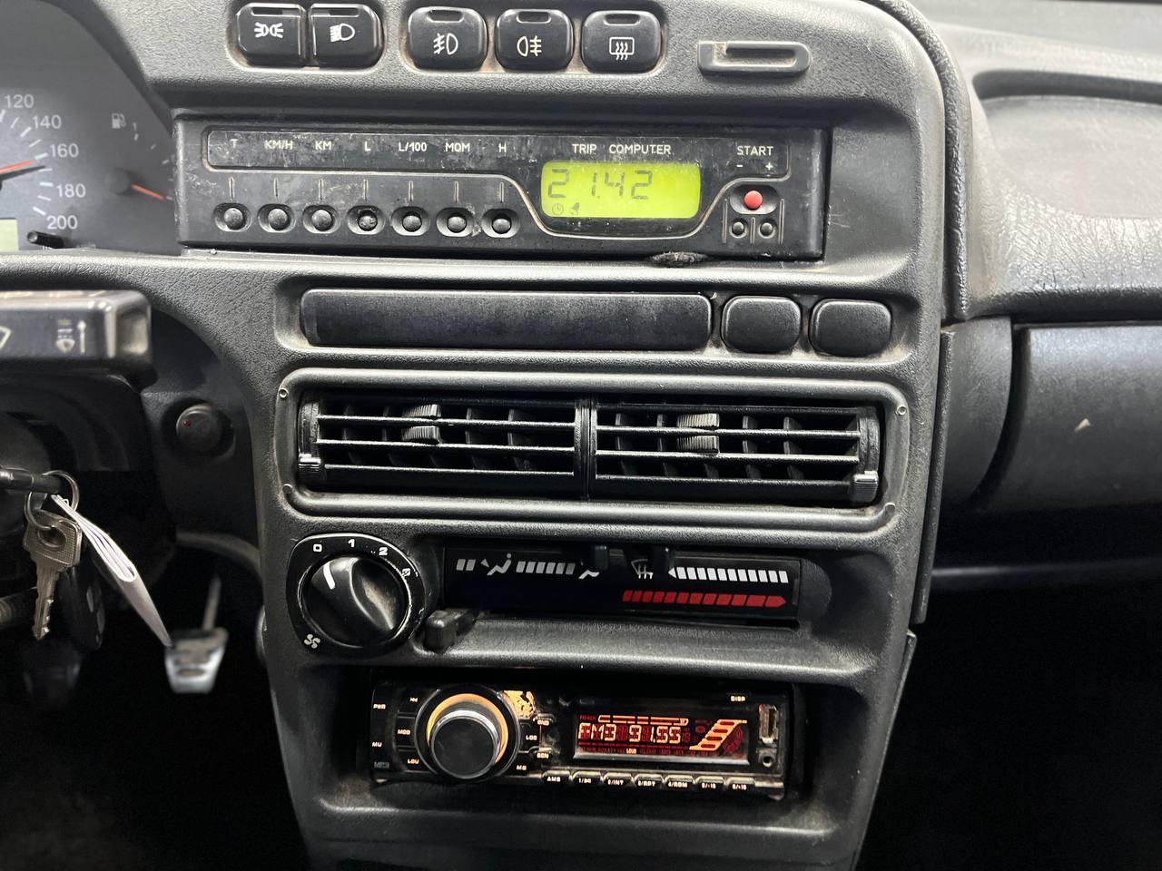 LADA 2115