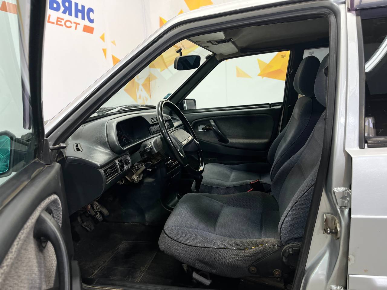 LADA 2115