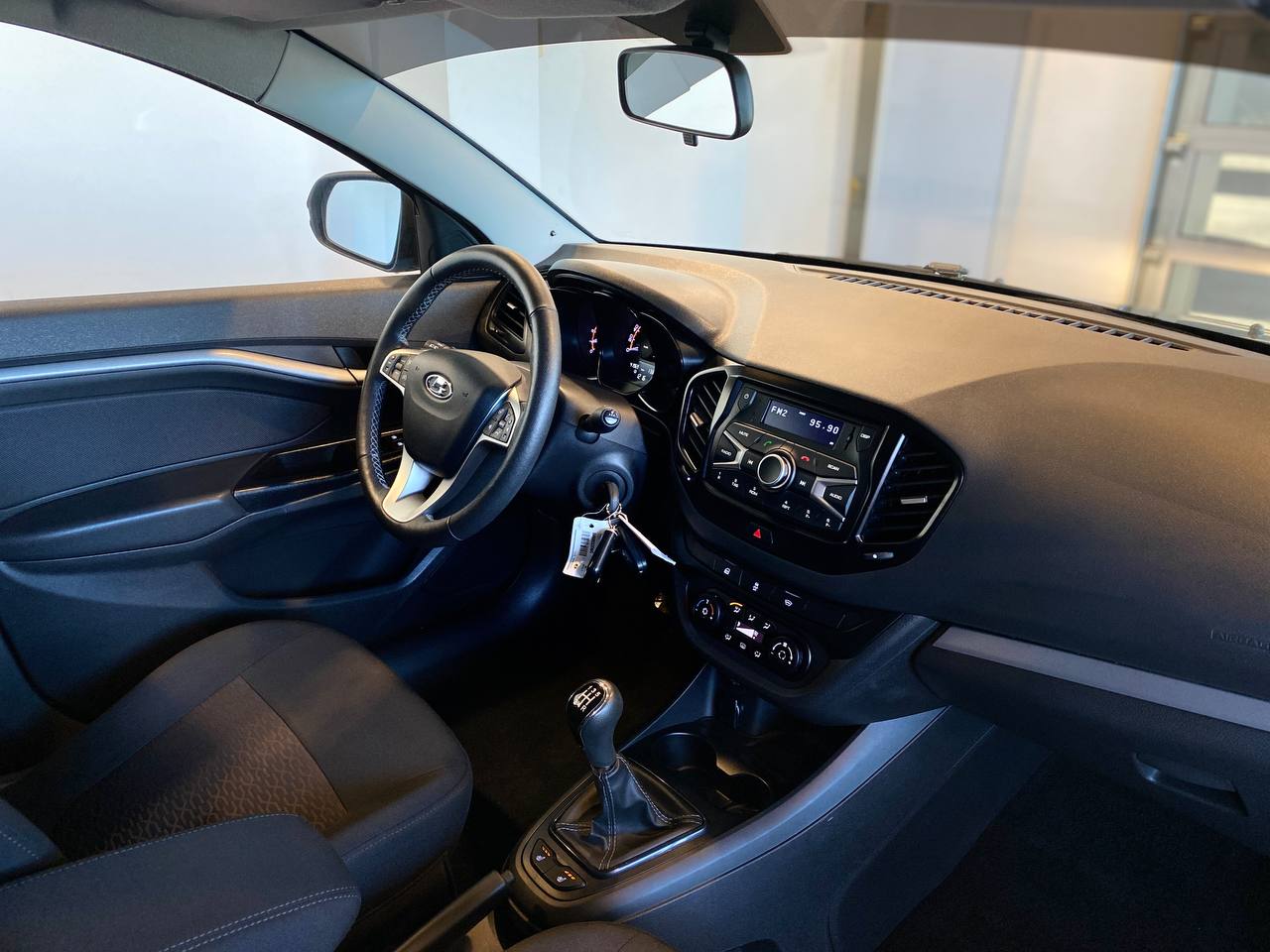 LADA VESTA
