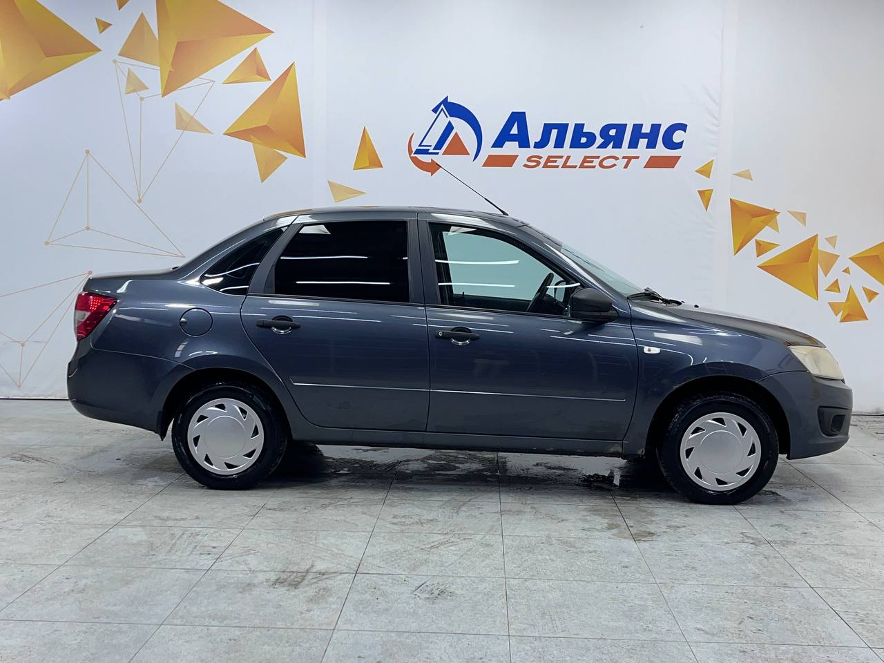 LADA GRANTA
