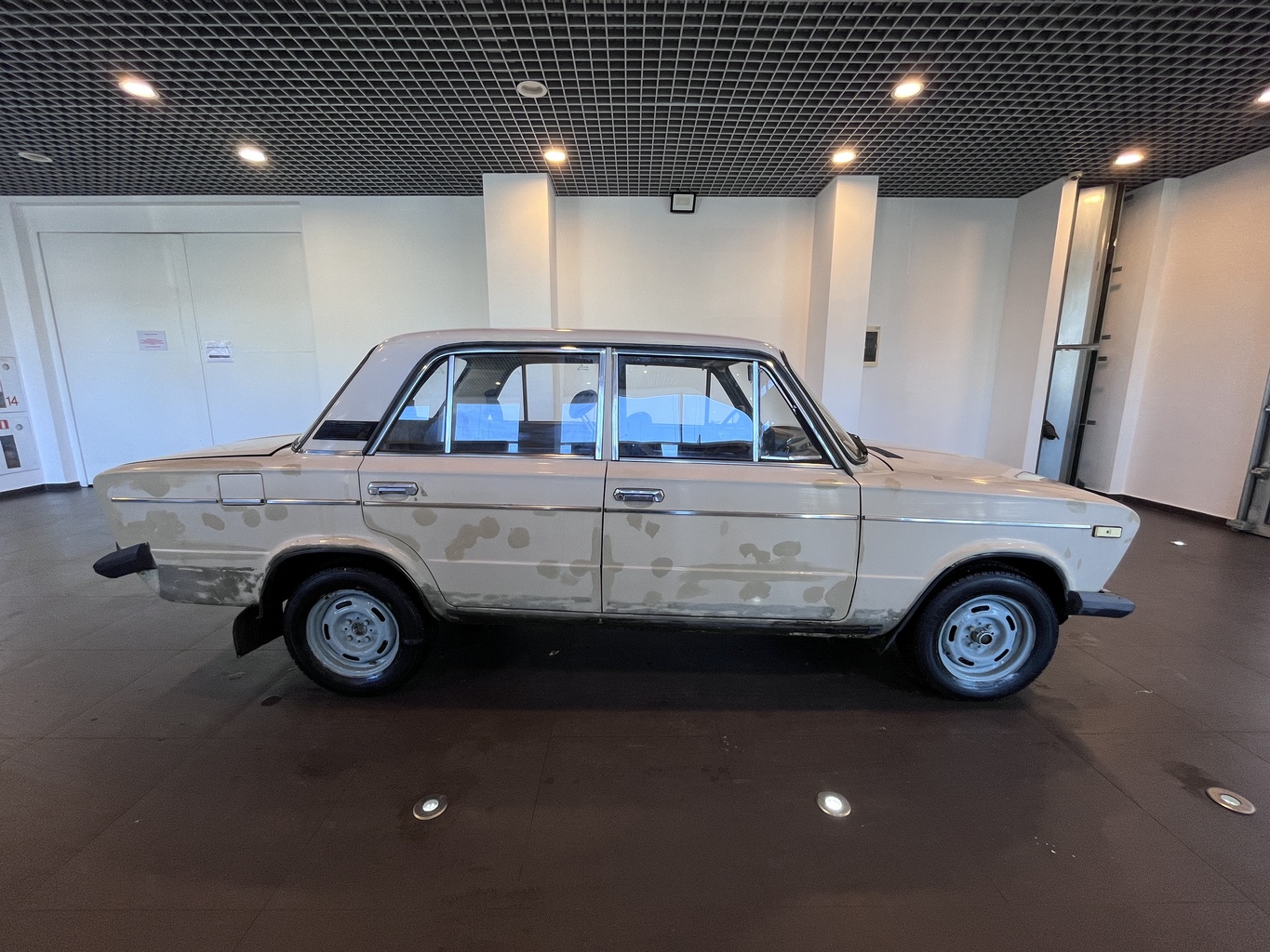 LADA 2106