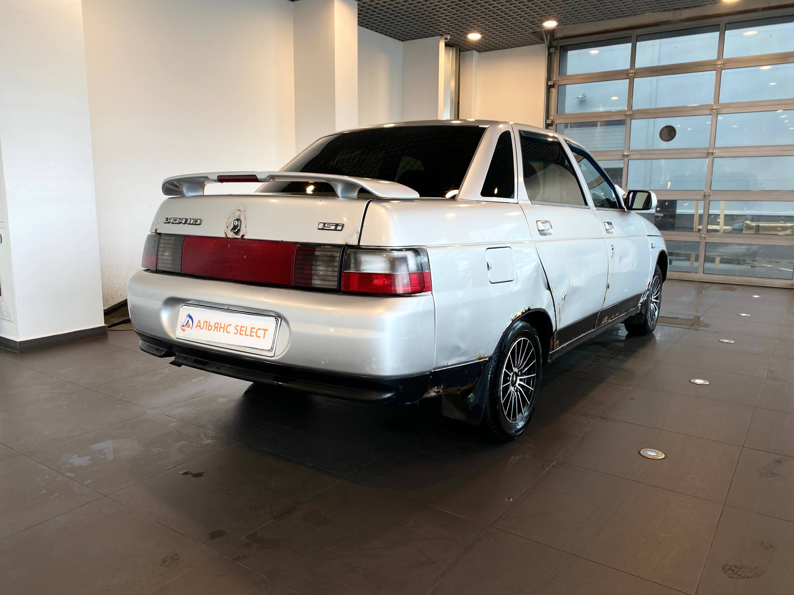 LADA 2110