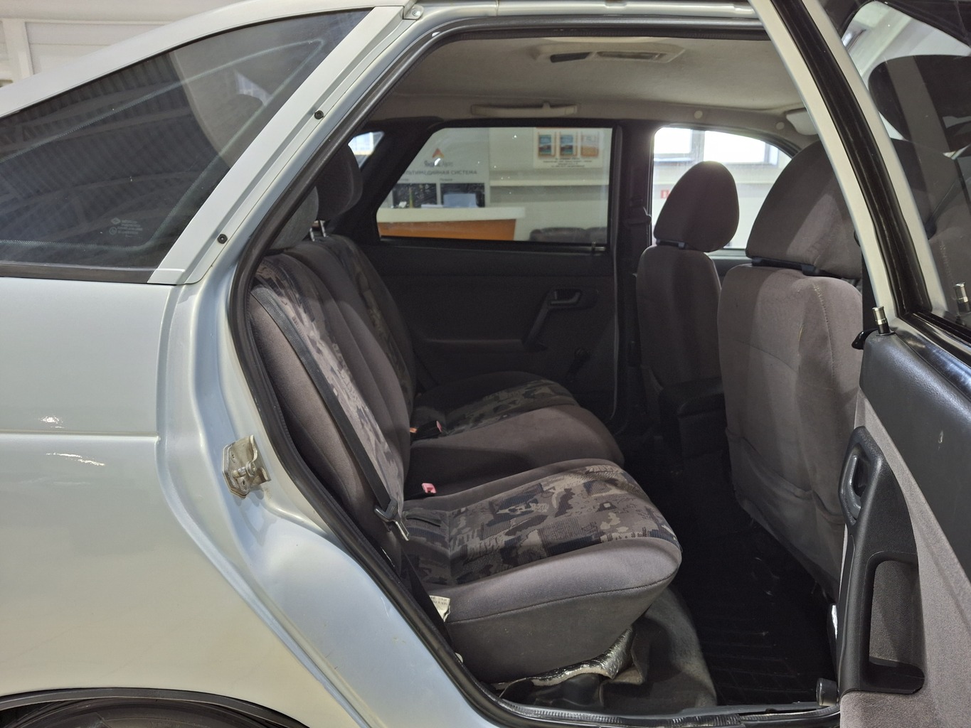 LADA 2112