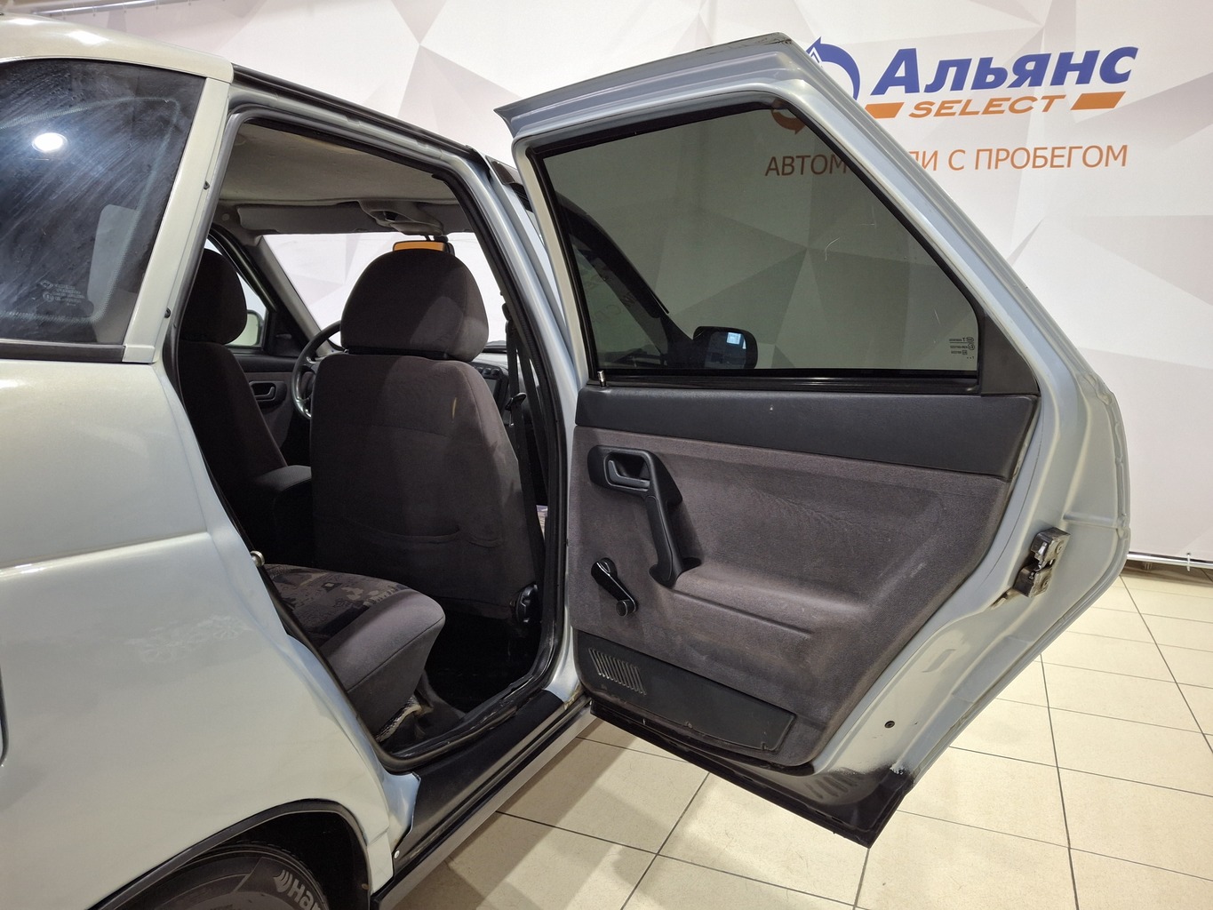 LADA 2112