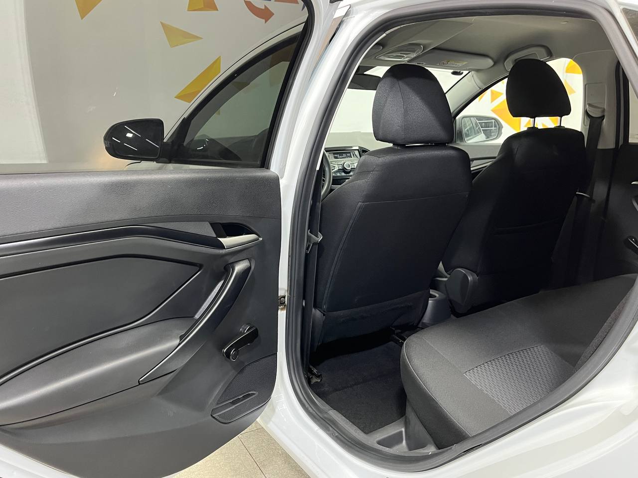 LADA VESTA