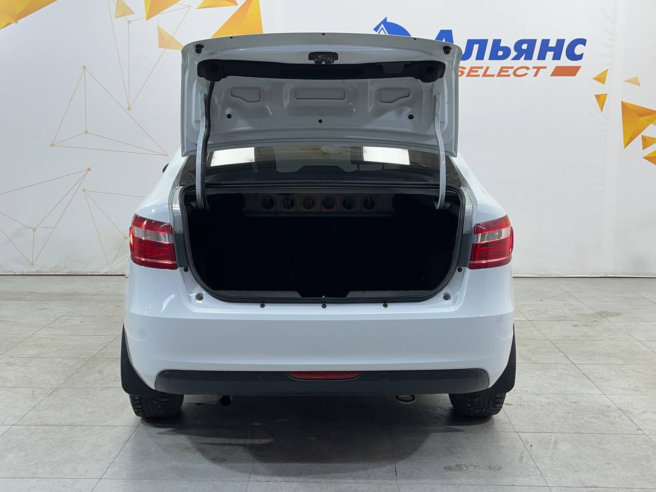 LADA VESTA