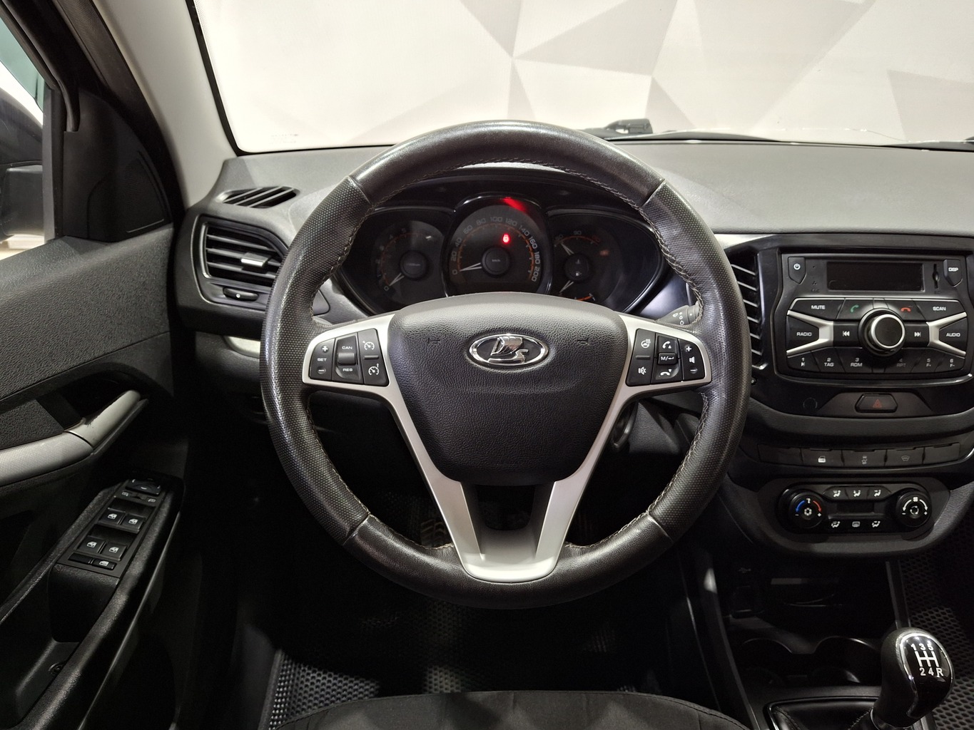 LADA VESTA