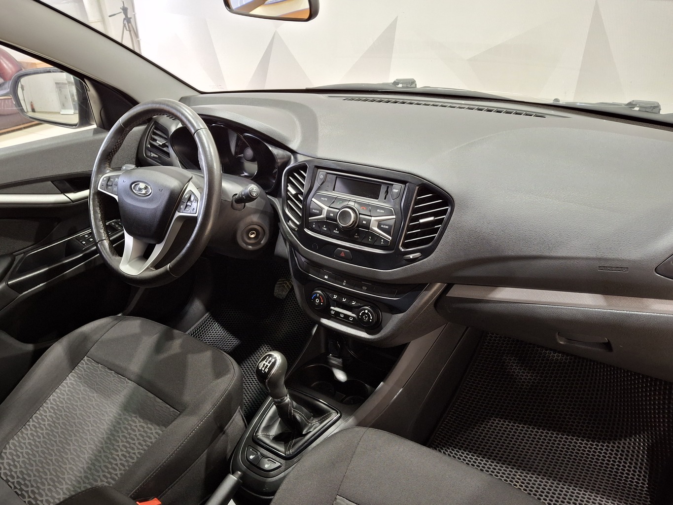 LADA VESTA