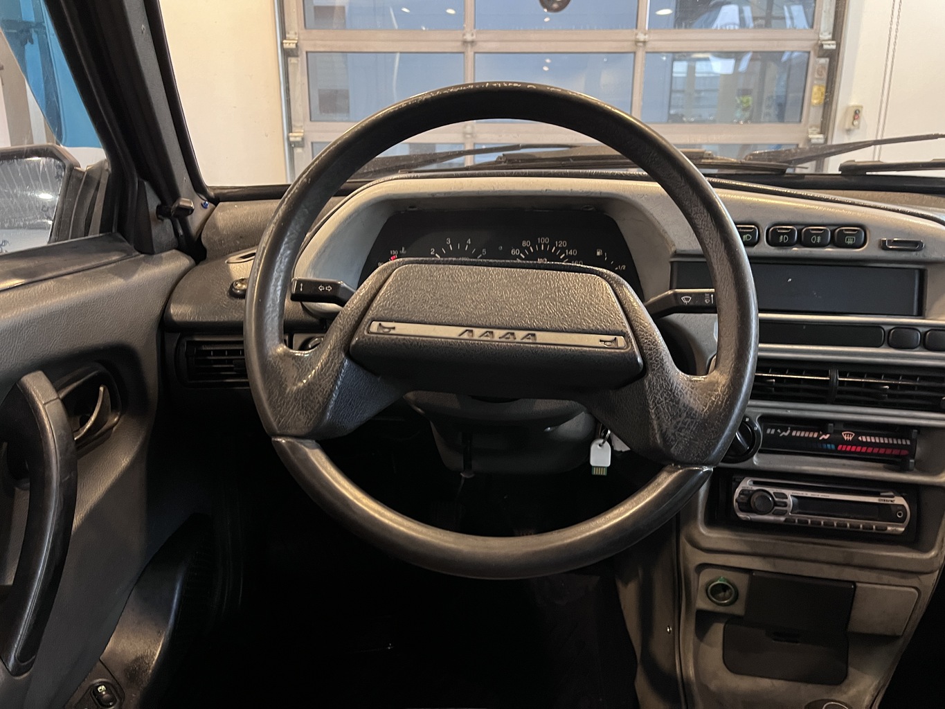 LADA 2115