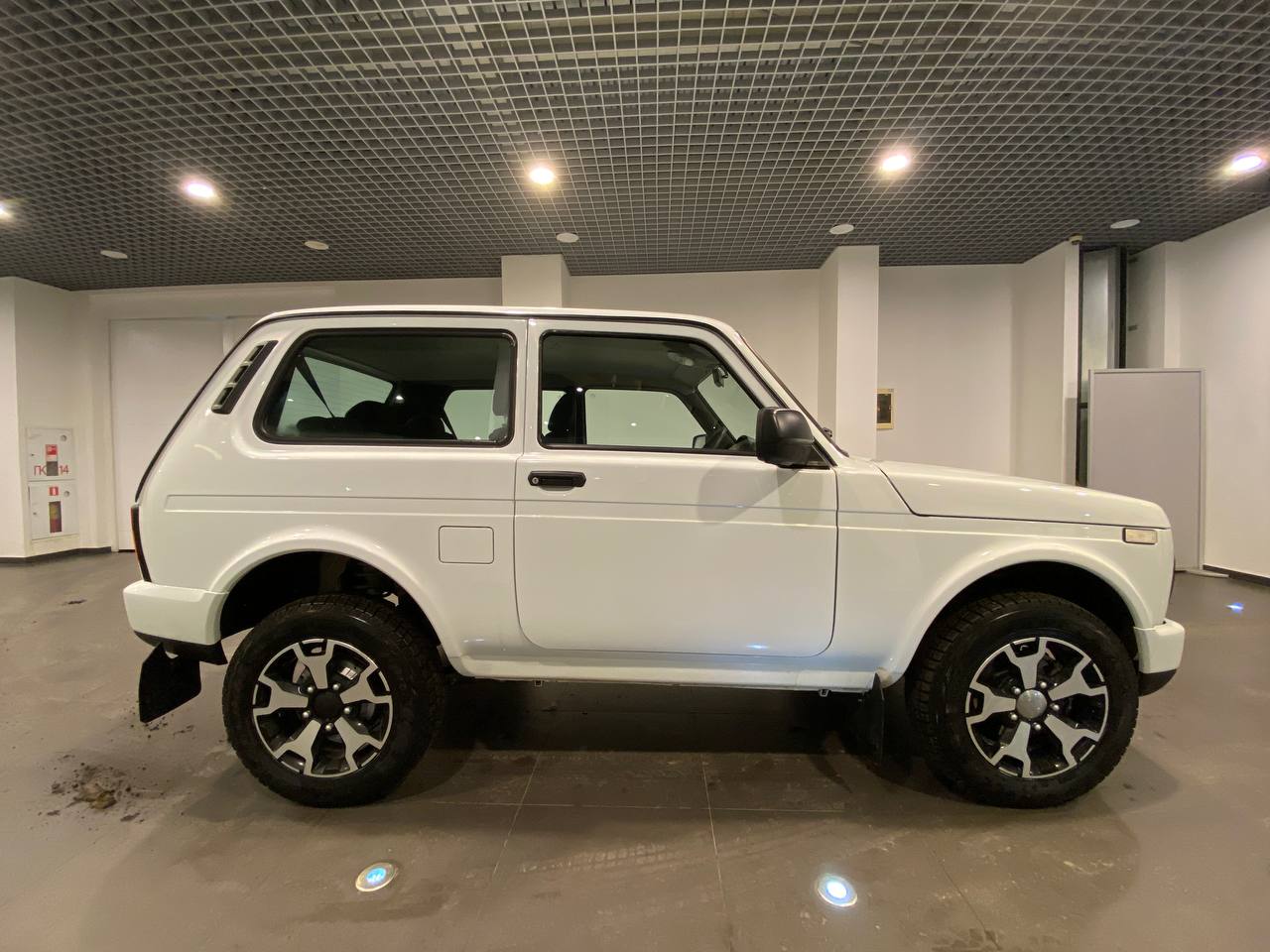 LADA LADA NIVA