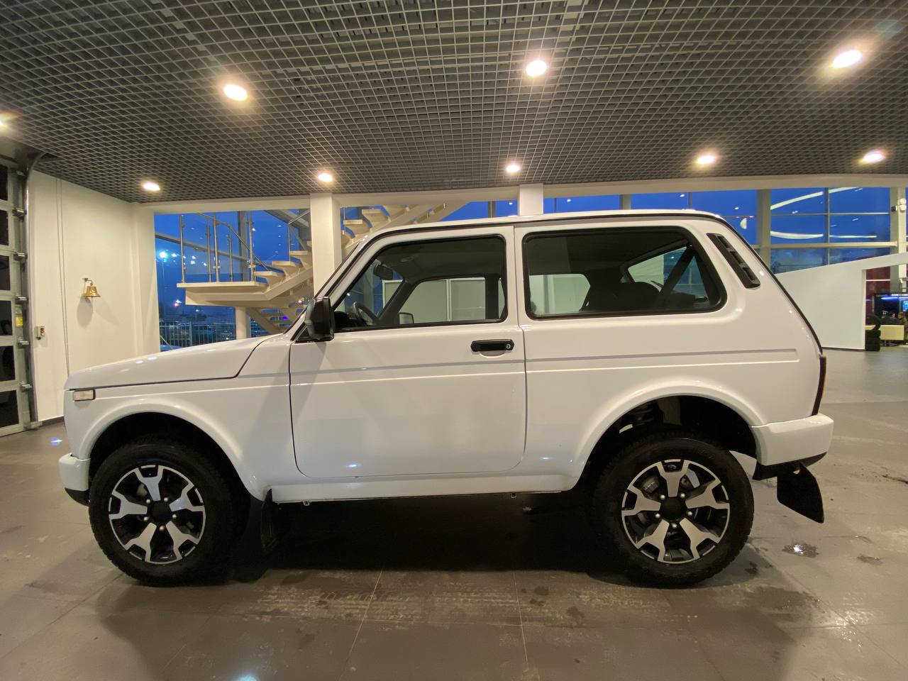 LADA LADA NIVA