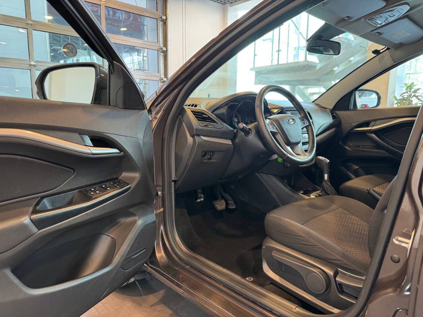 LADA VESTA