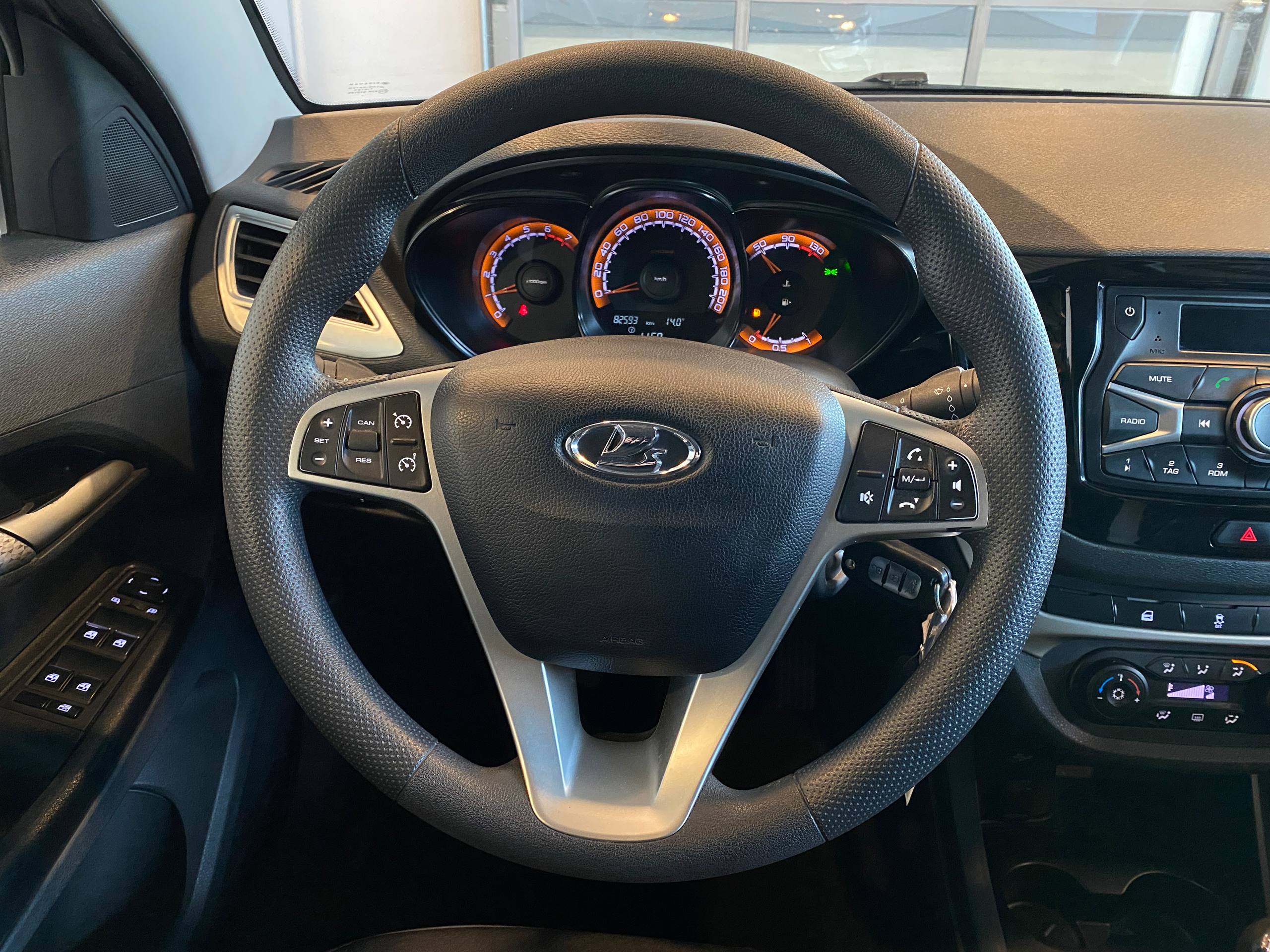 LADA VESTA