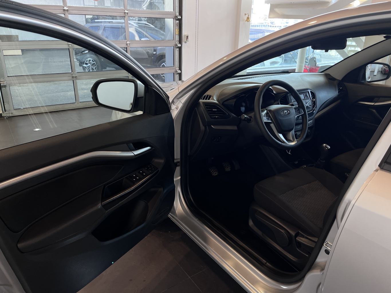 LADA VESTA