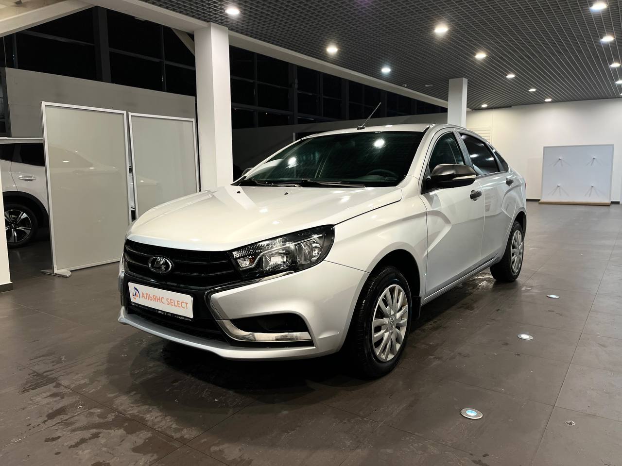 LADA VESTA