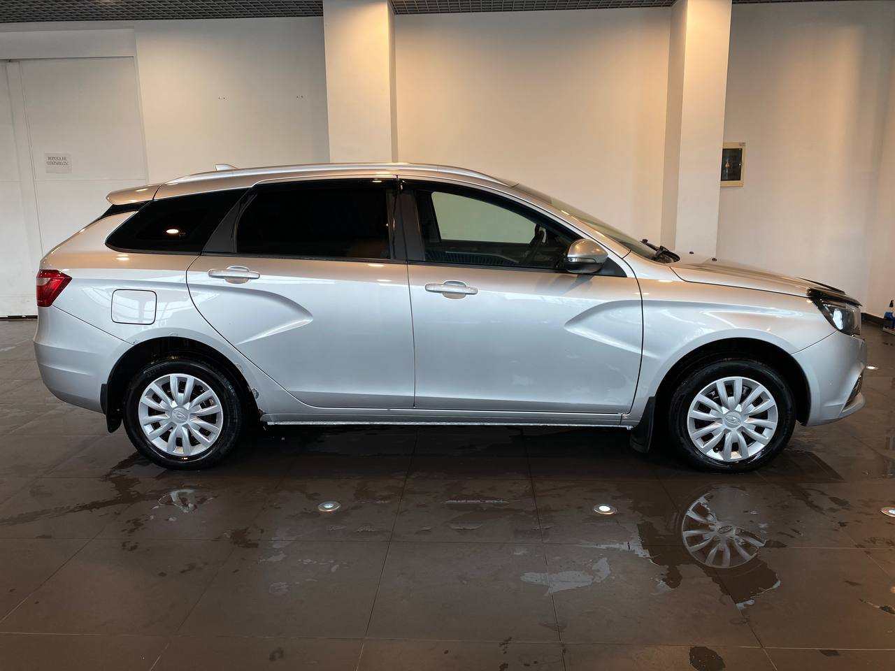 LADA VESTA