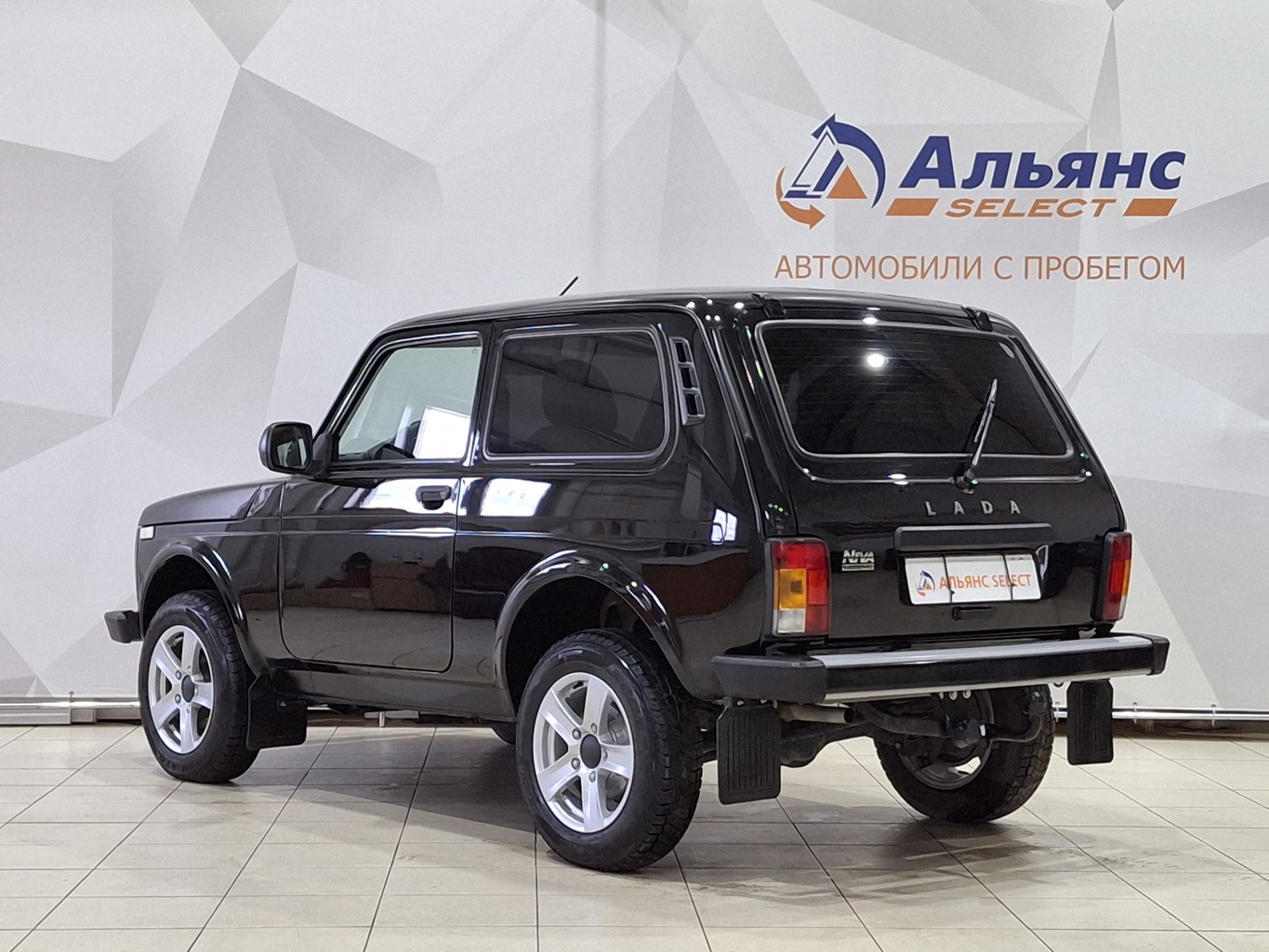 LADA NIVA TRAVEL