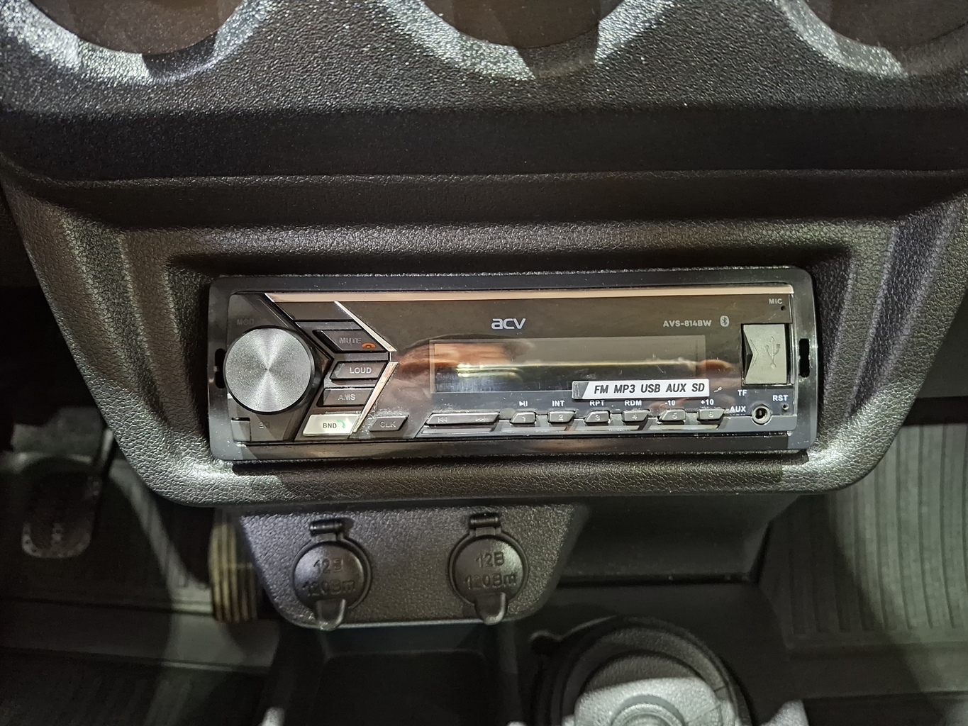 LADA NIVA TRAVEL