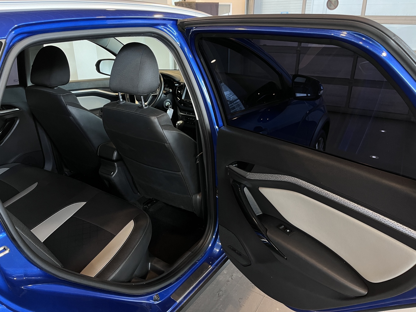LADA VESTA