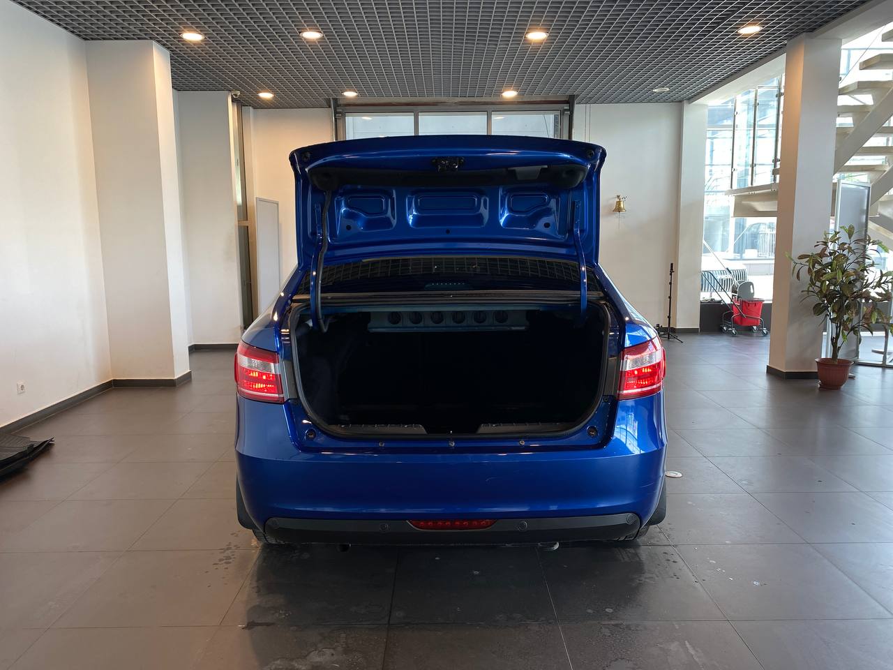 LADA VESTA