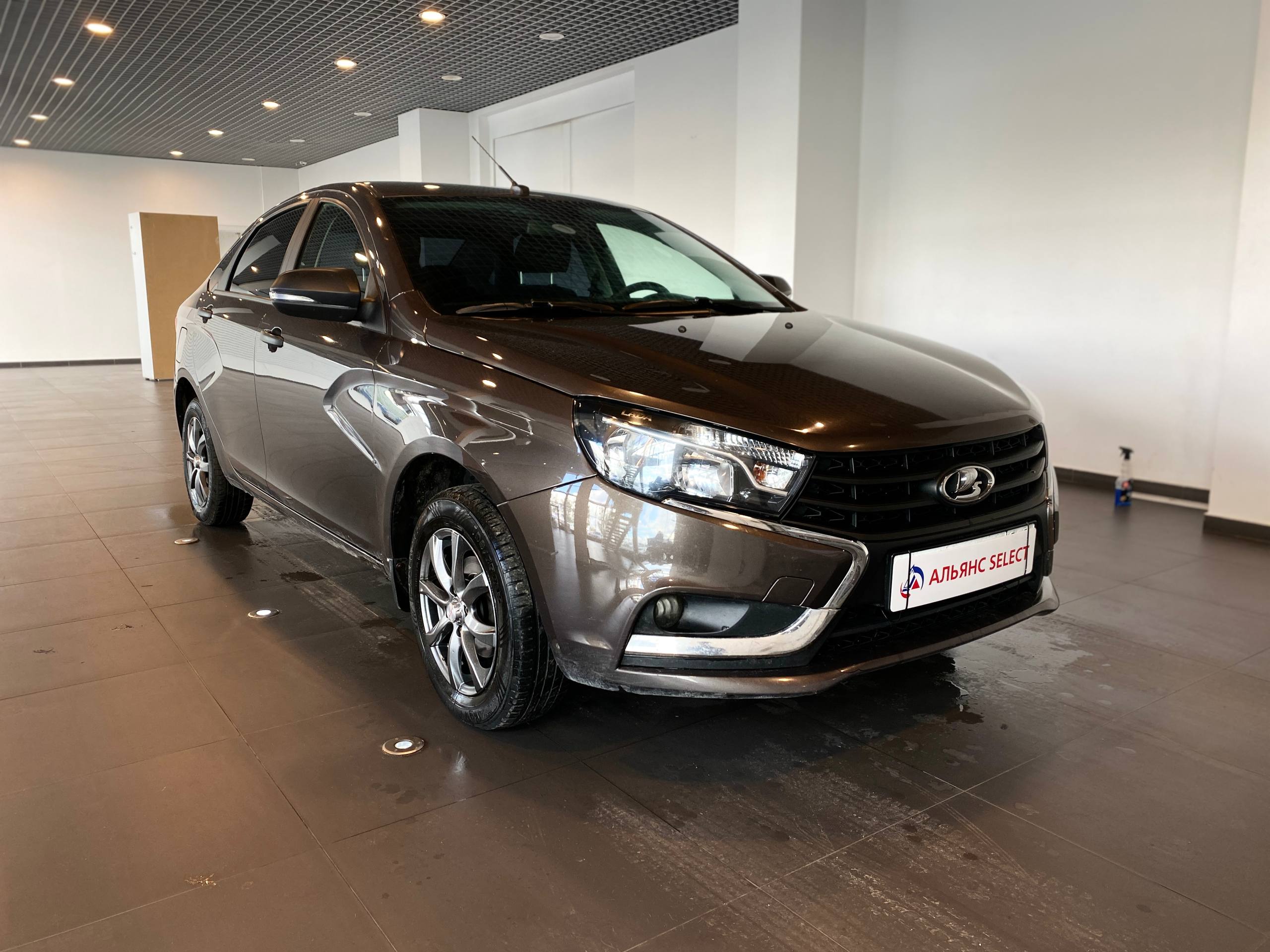 LADA VESTA