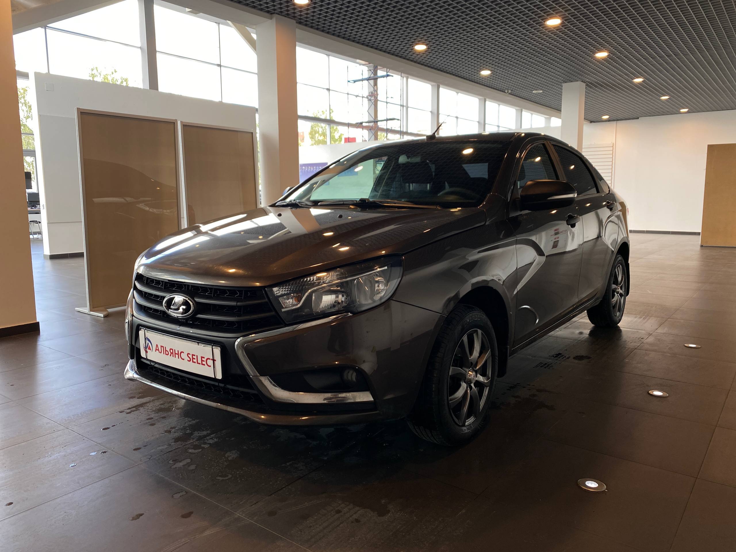 LADA VESTA