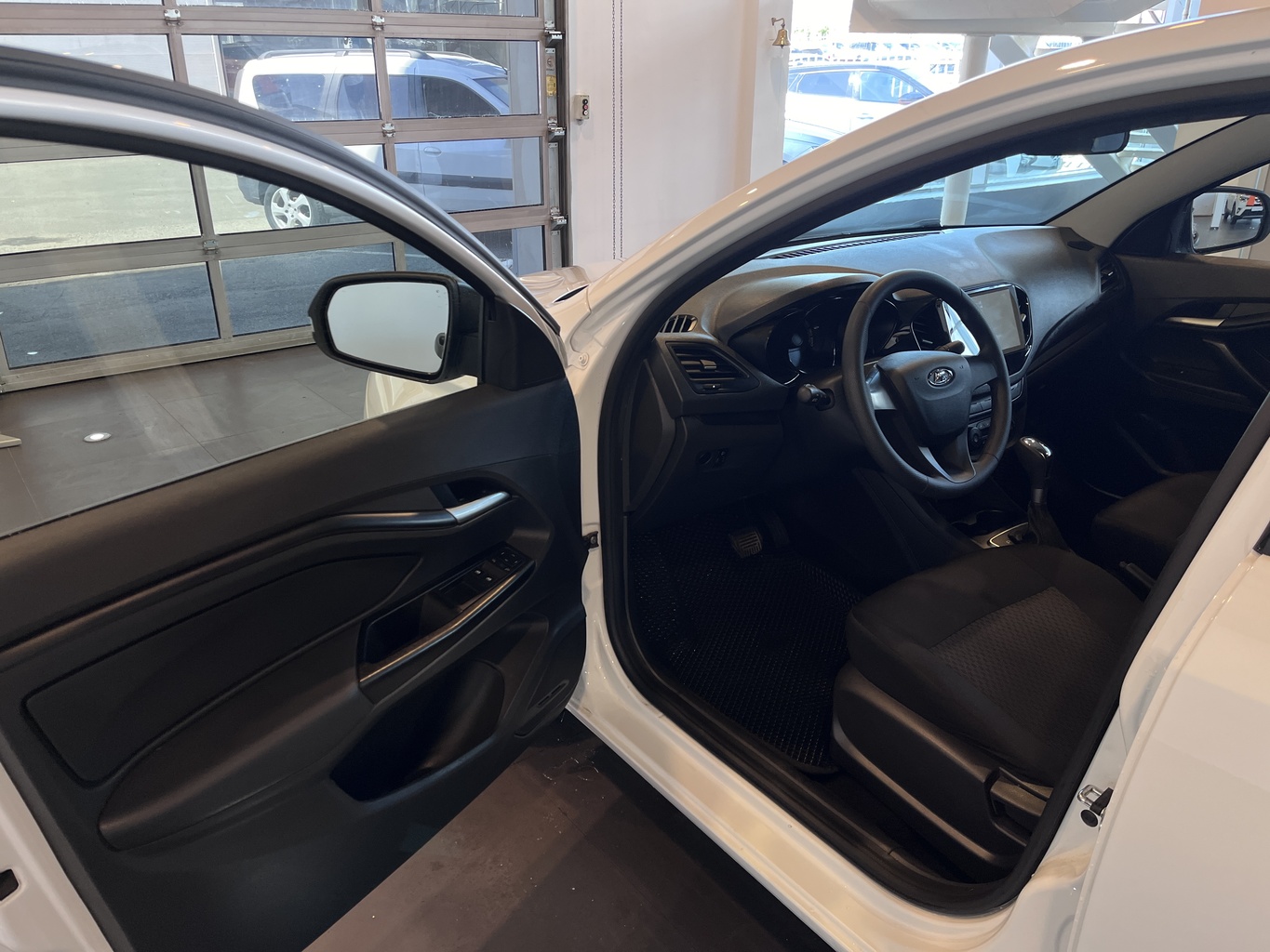 LADA VESTA