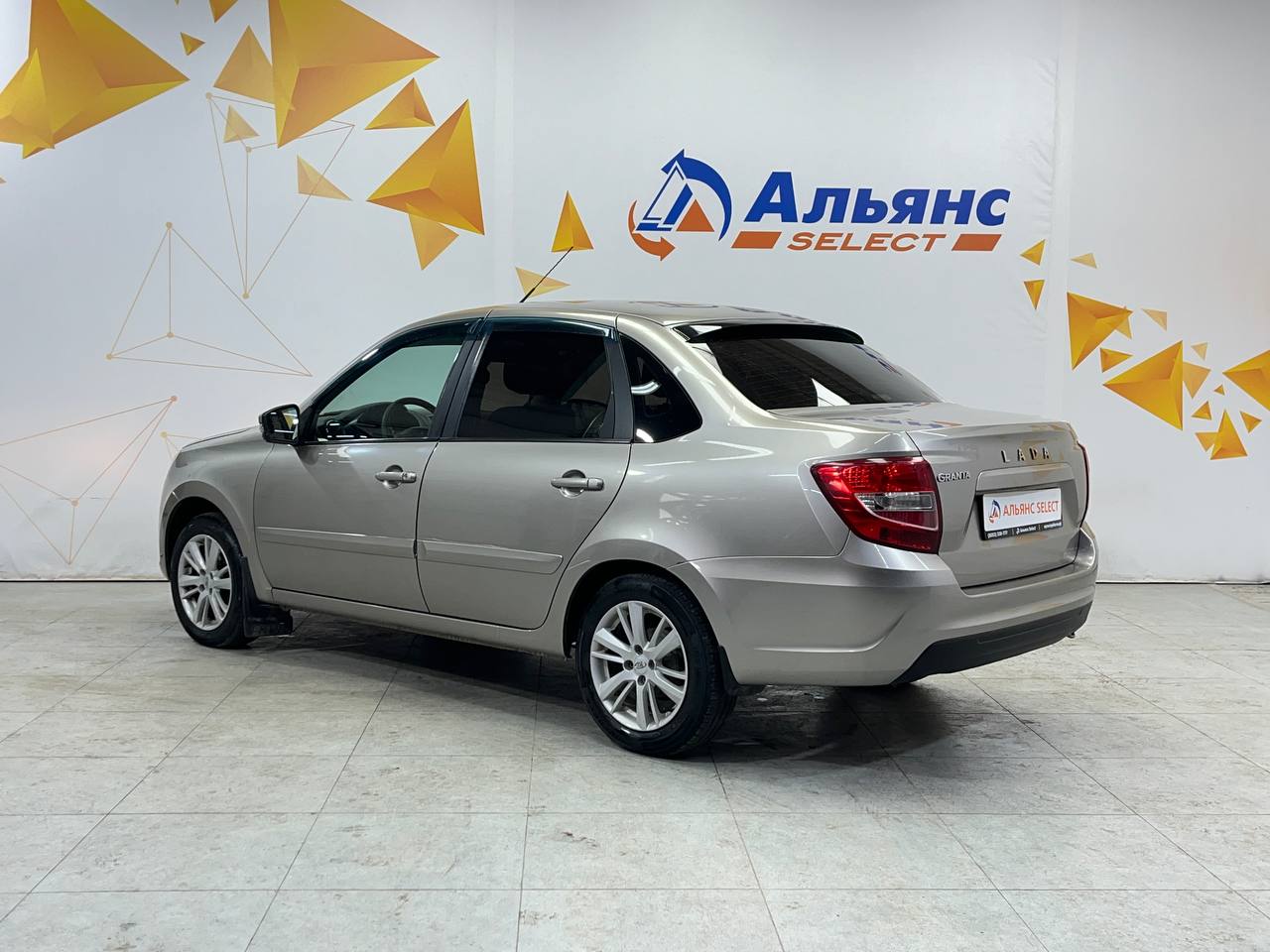 LADA GRANTA