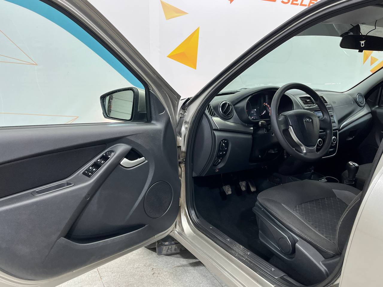 LADA GRANTA