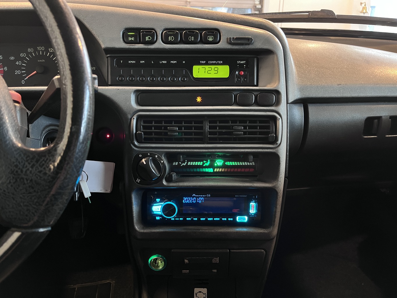 LADA 2114
