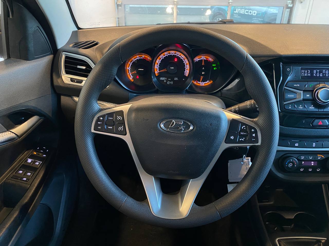 LADA VESTA