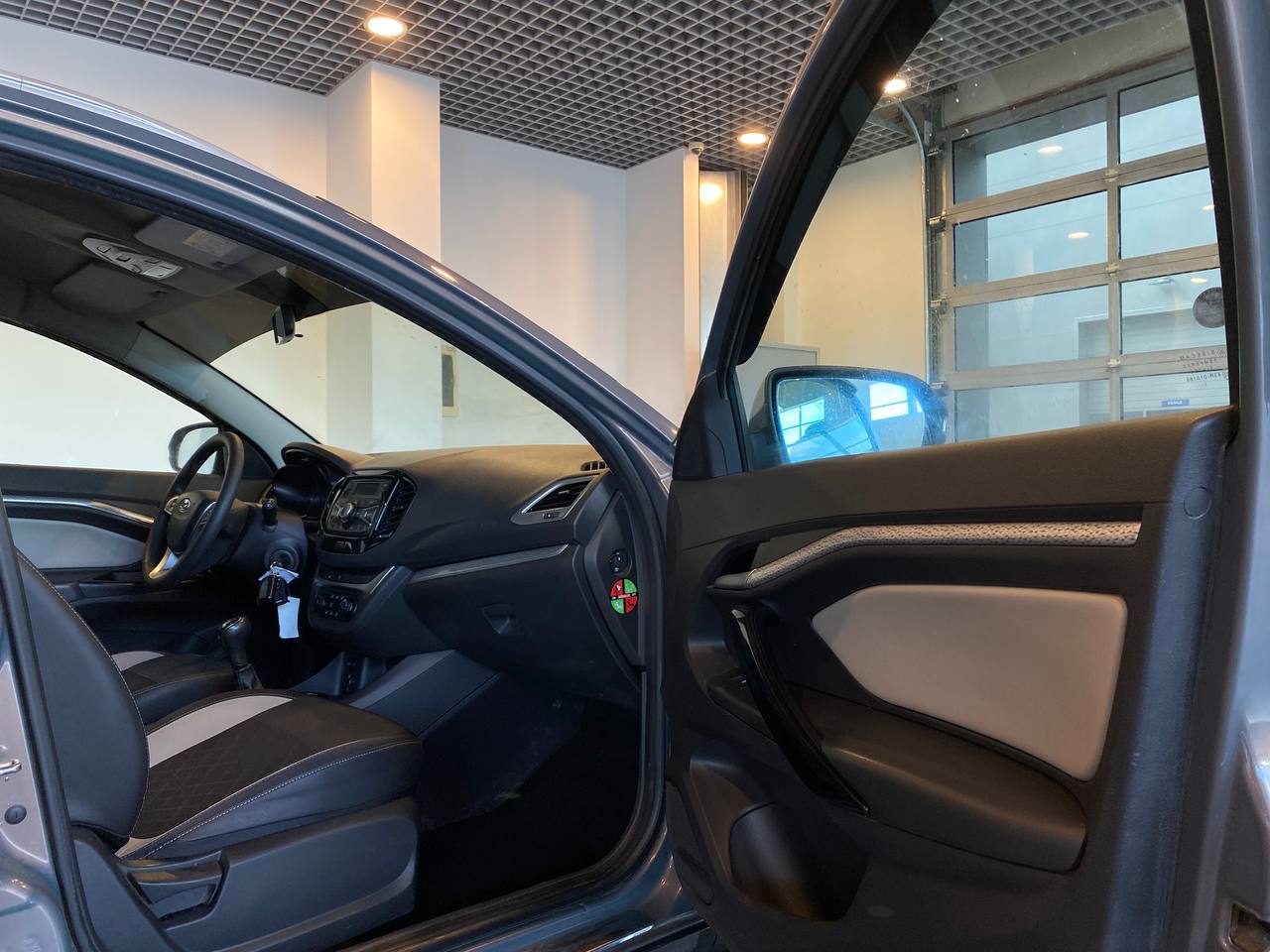LADA VESTA