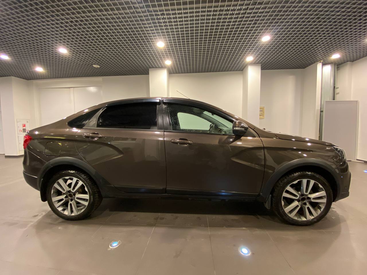 LADA VESTA CROSS