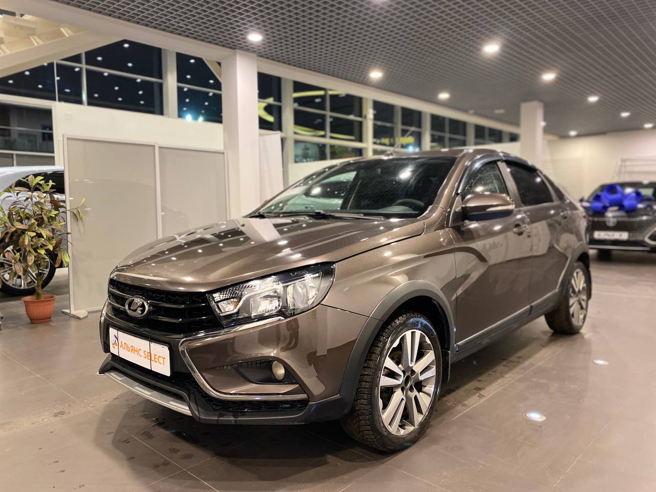 LADA VESTA CROSS