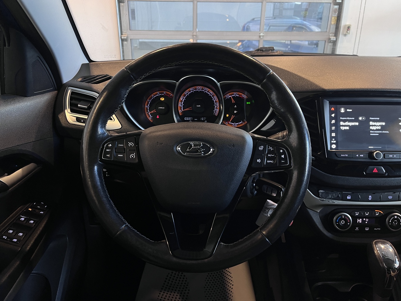 LADA VESTA