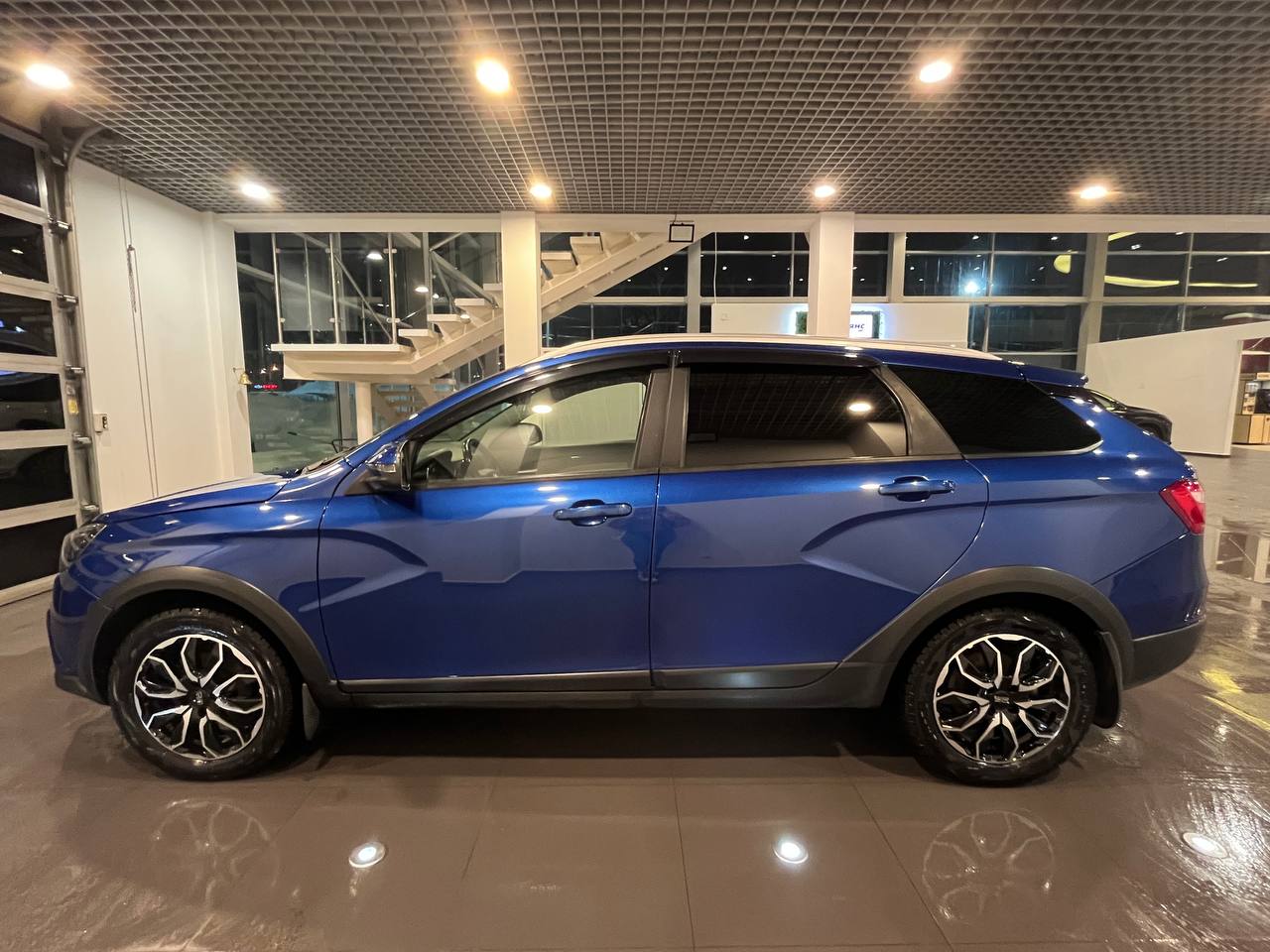 LADA VESTA