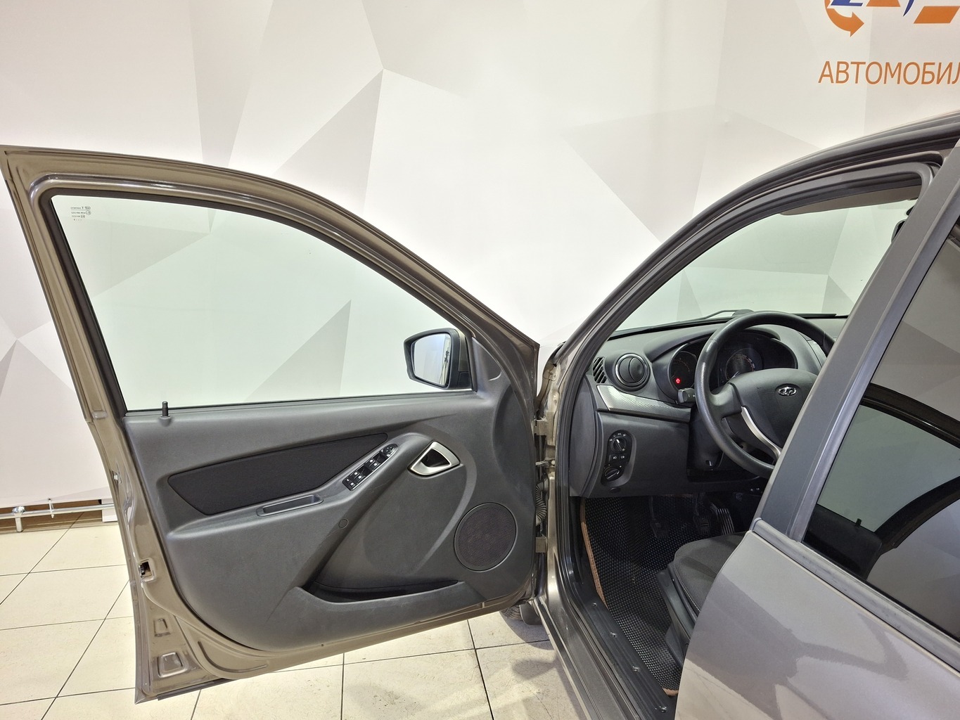 LADA GRANTA