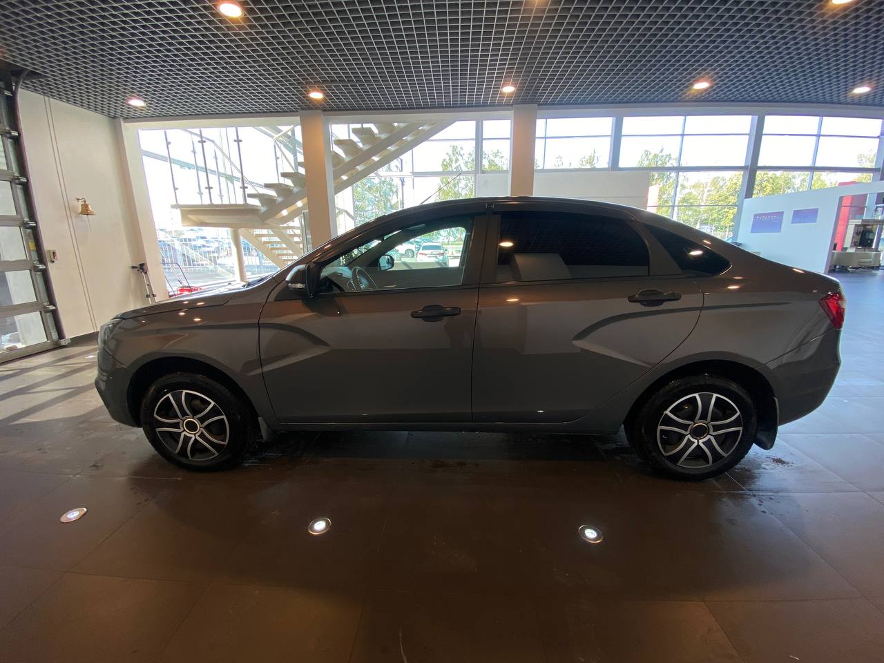 LADA VESTA