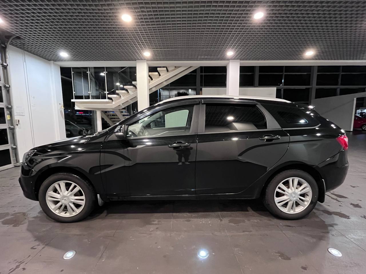 LADA VESTA
