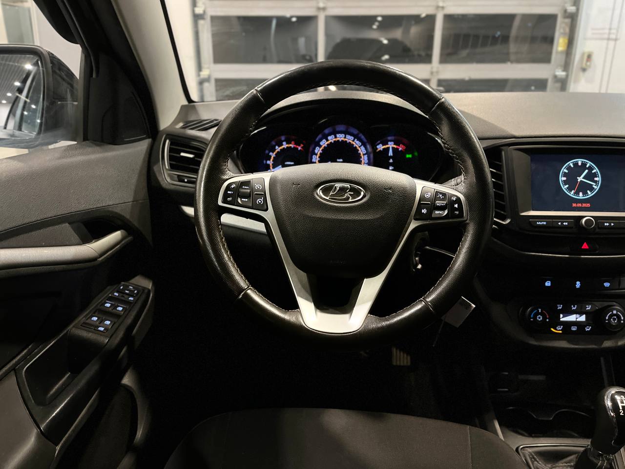 LADA VESTA