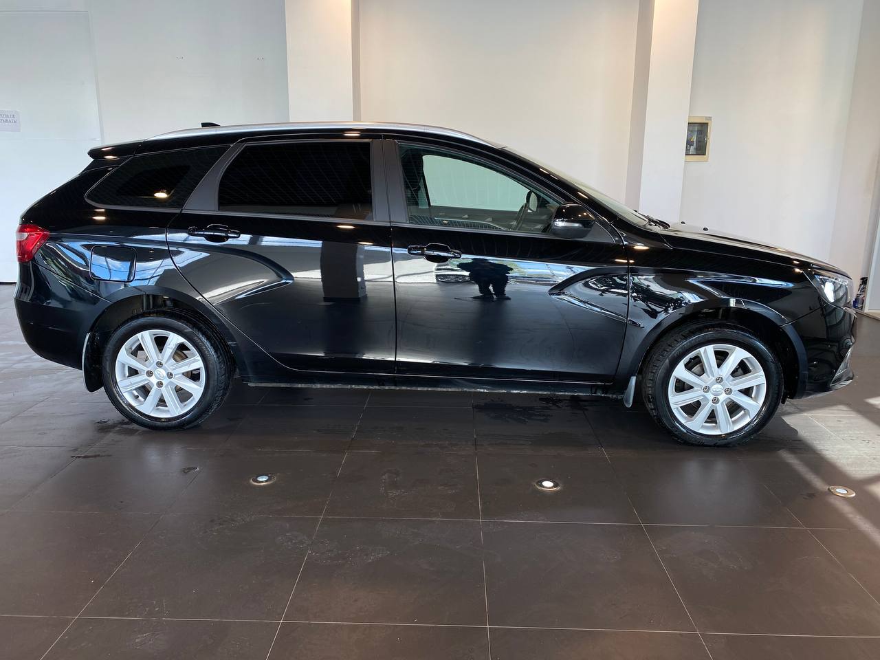 LADA VESTA