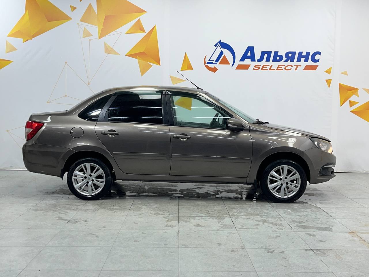 LADA GRANTA