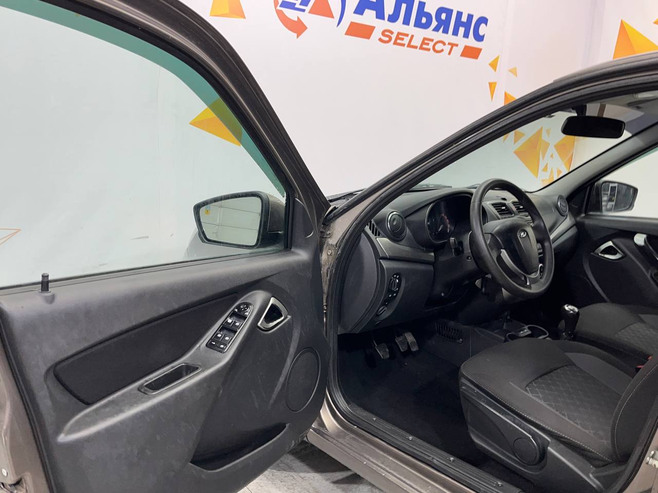 LADA GRANTA