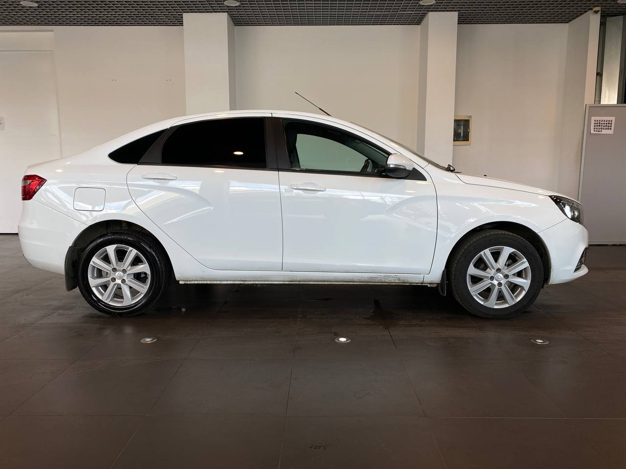 LADA VESTA
