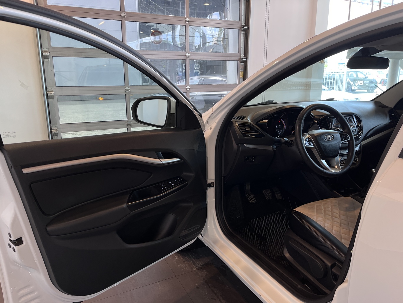 LADA VESTA