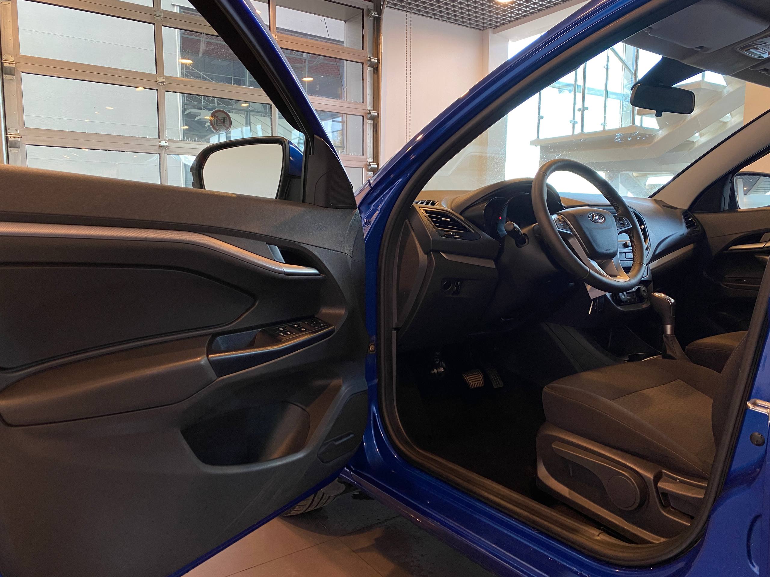 LADA VESTA