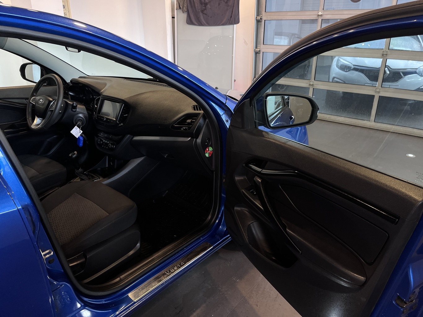 LADA VESTA