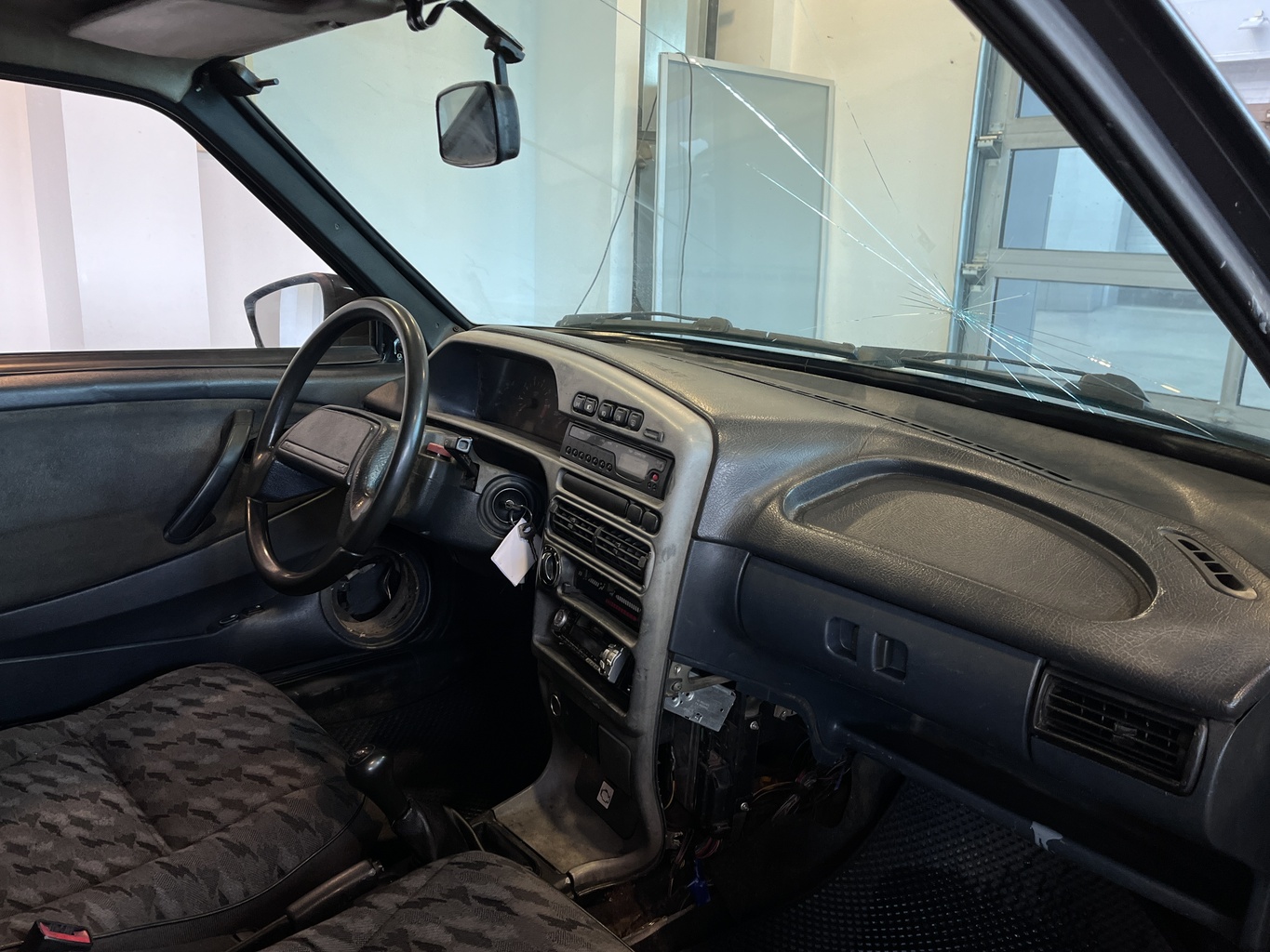 LADA 2114